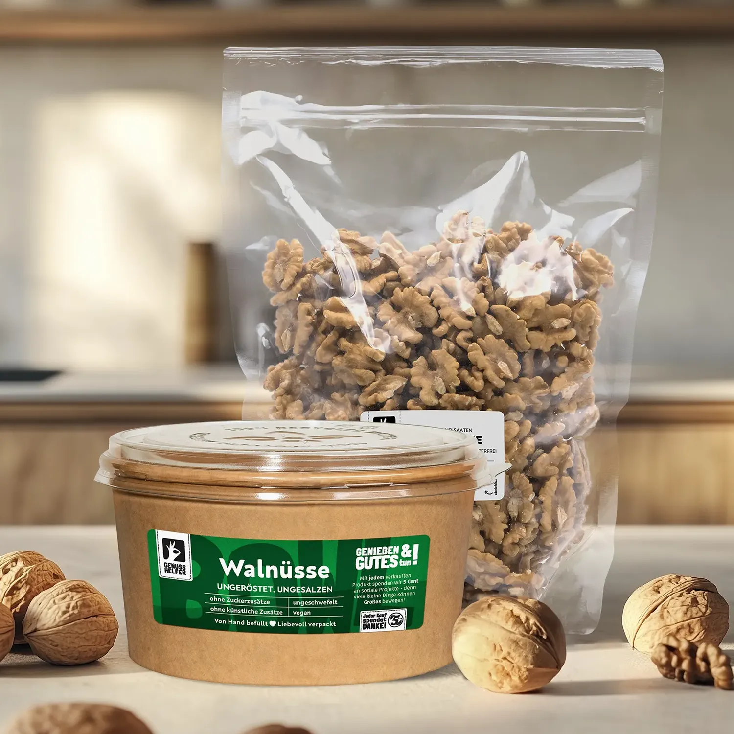 Präsentation ganzer Walnüsse