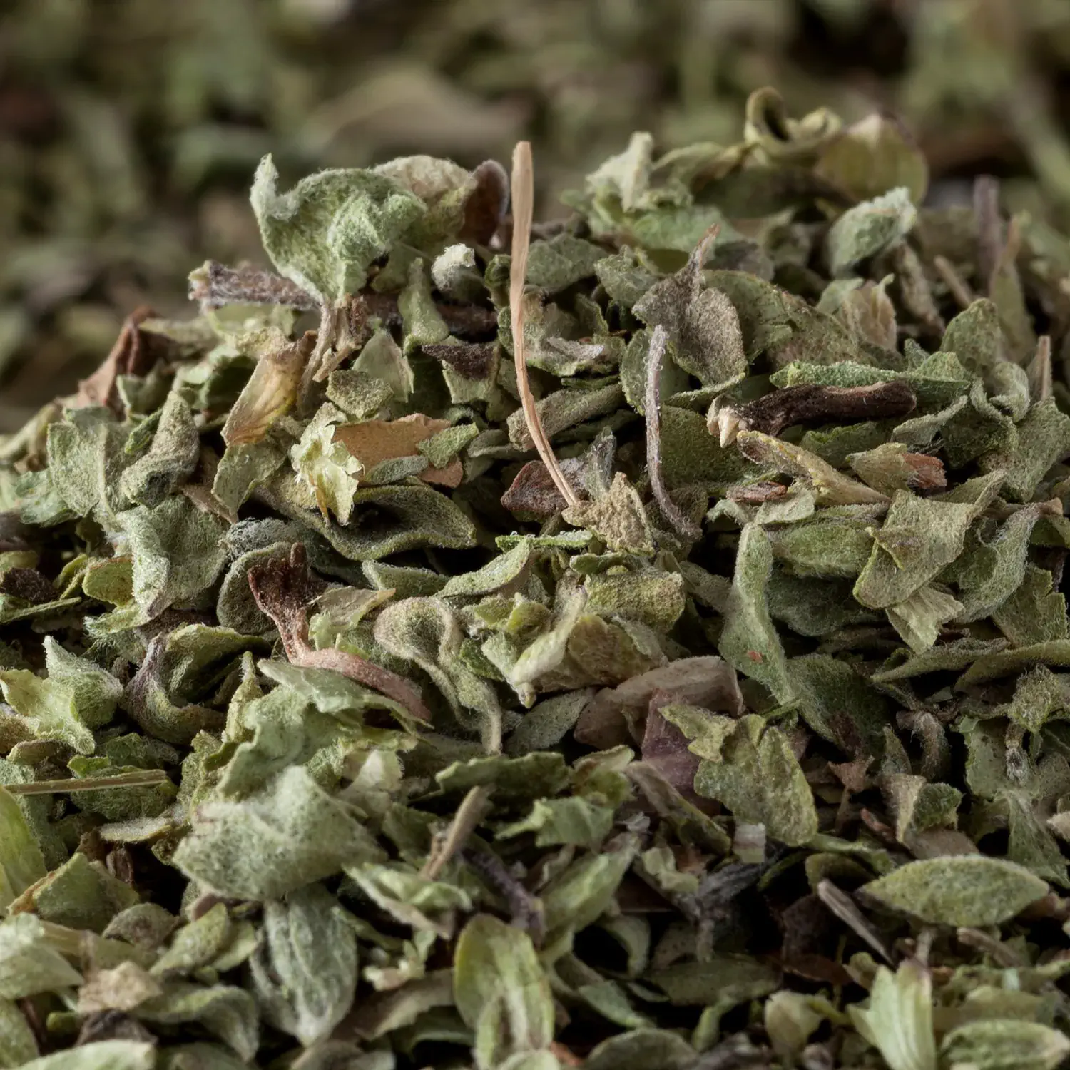 Nahaufnahme von gerebeltem Oregano