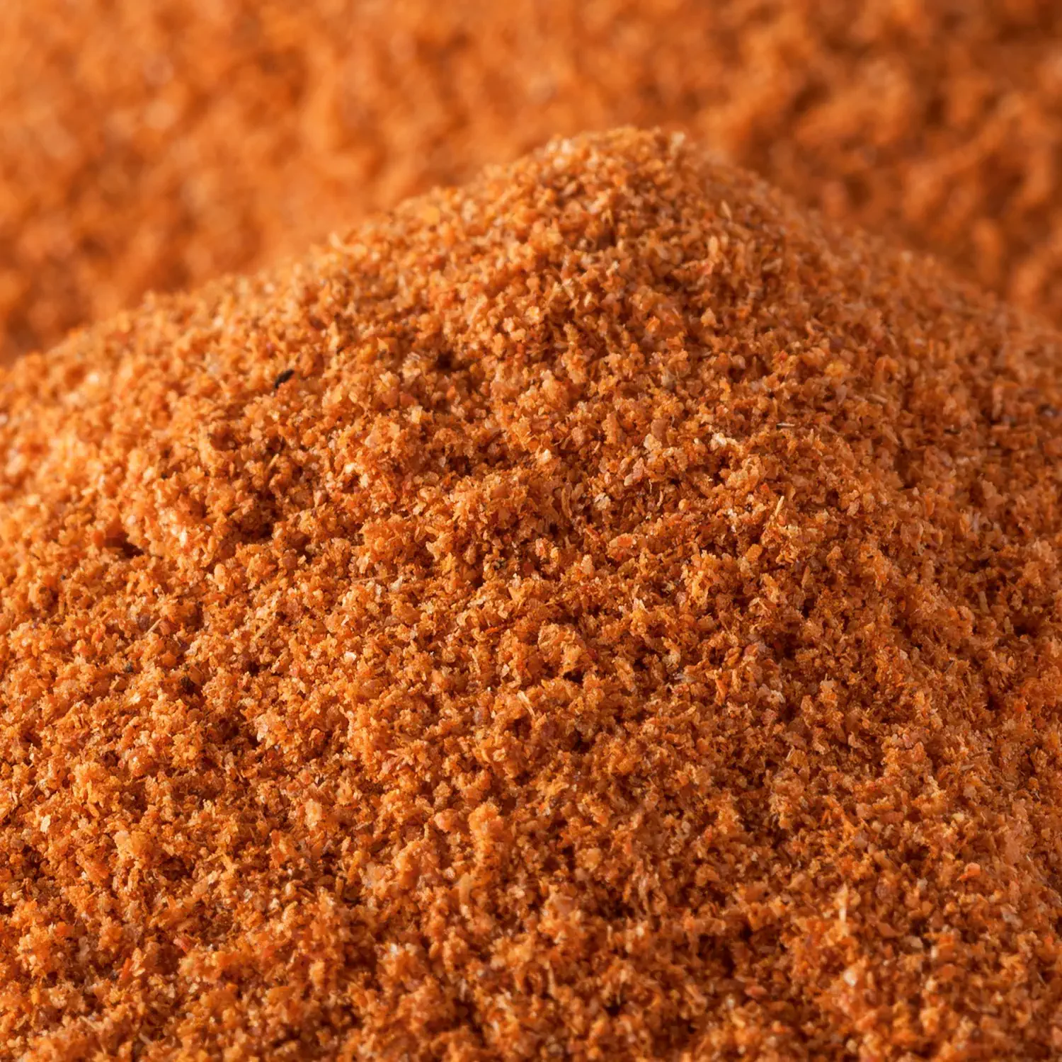 Nahaufnahme von gemahlenen Chilis